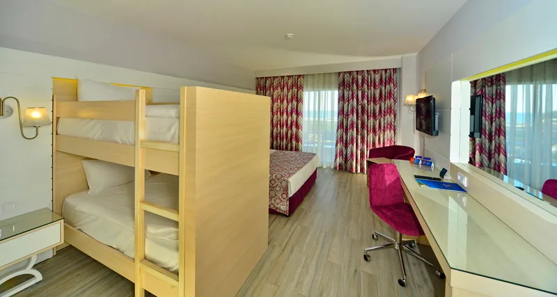 FAMILY ROOM SEA VIEW Room, Sunmelia Beach Resort Hotel & SPA, Antalya