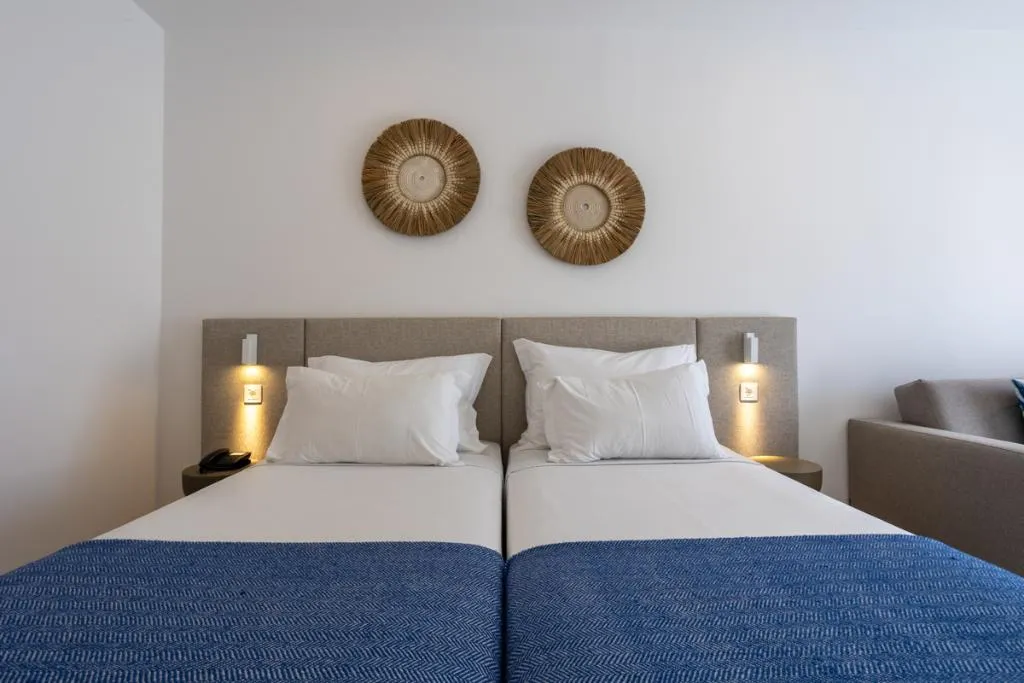 FAMILY ROOM CAPACITY 3 Room, Baltum, Algarve