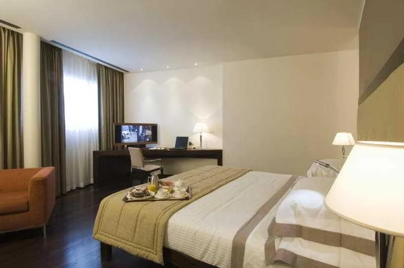DOUBLE STANDARD Room, Cruise, Milan