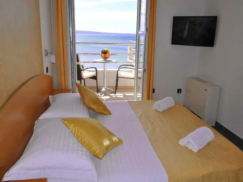 Room, Sunce, Split