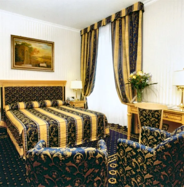 TRIPLE STANDARD Room, Andreola Central Hotel, Milan