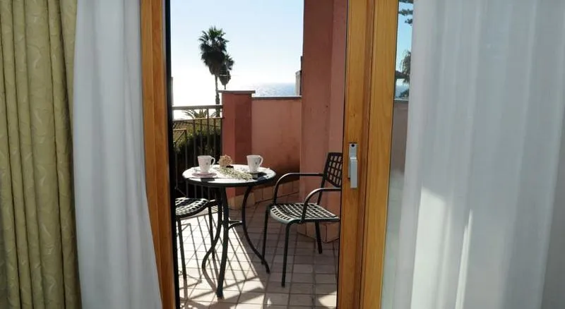Double or Twin SEA VIEW Room, Marina Palace Hotel Spa & Congress Hall, Catania