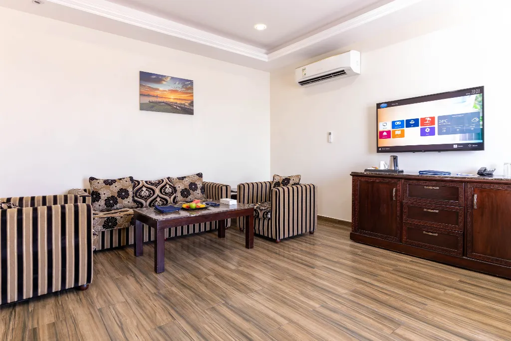 SUITE OCEAN VIEW ONE BEDROOM Room, Palma Beach Resort & Spa, Dubai