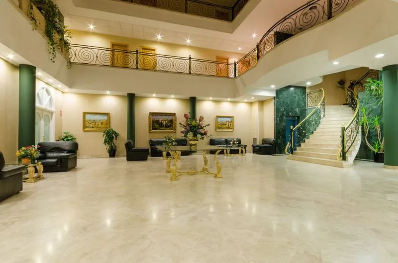Lobby, Checkin Parla Madrid, Madrid