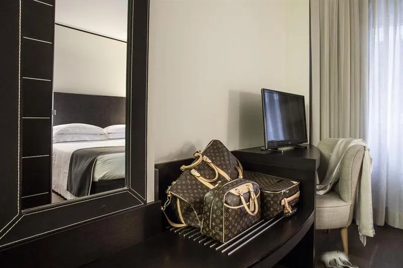 General view, Ponte Vecchio Suites & Spa, Florence