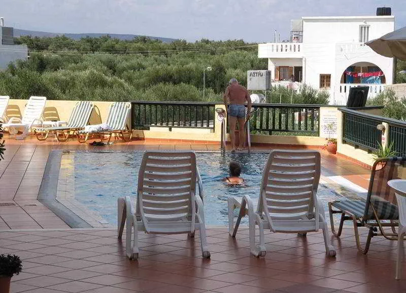 Pool, Aspri Petra, Crete
