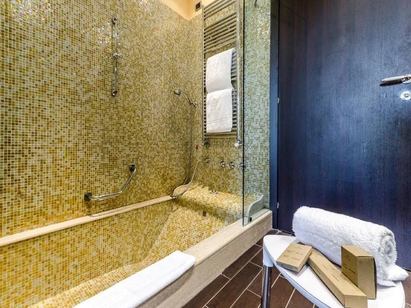 TWIN STANDARD Room, Silver, Milan