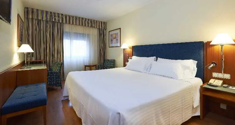DOUBLE STANDARD Room, Up Rooms Vic, Costa Brava