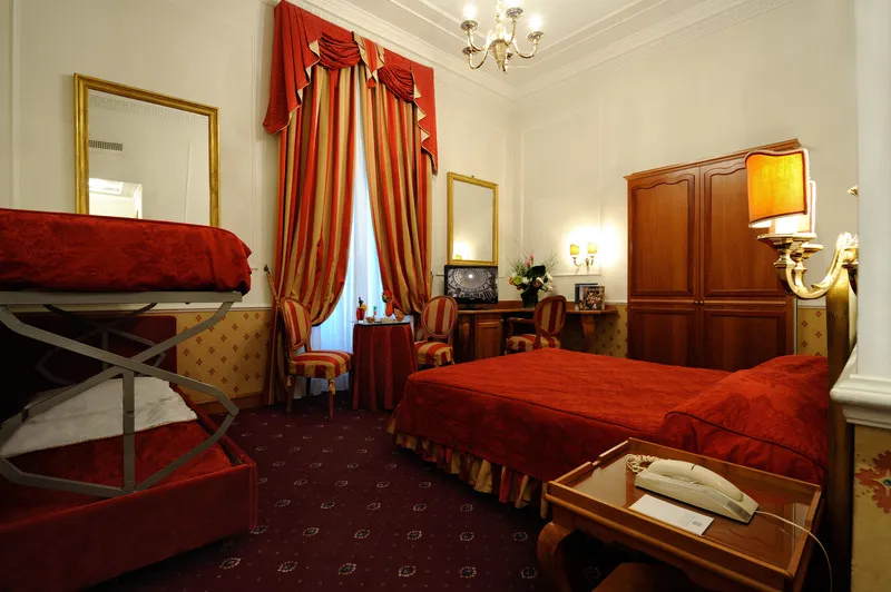 QUADRUPLE CLASSIC Room, Giulio Cesare, Rome