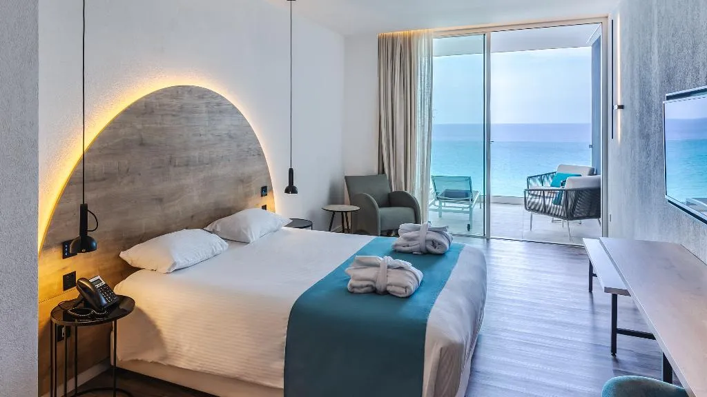 SUITE DELUXE SEA FRONT Room, Flamingo Paradise Beach Hotel (Adults Only), Cyprus