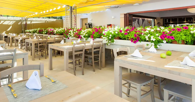 Restaurant, Insotel Cala Mandia Resort & Spa, Majorca