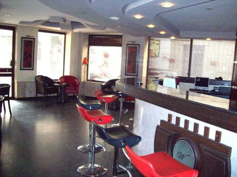 Bar, Washington, Casablanca