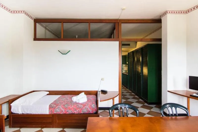 Room, Calampiso Resort, Palermo