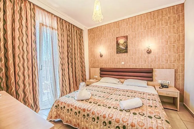 FAMILY ROOM STANDARD Room, Heraion Hotel, Halkidiki
