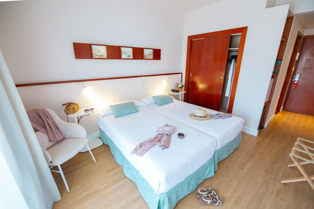 Double or Twin STANDARD Room, Prestige Victoria, Costa Brava