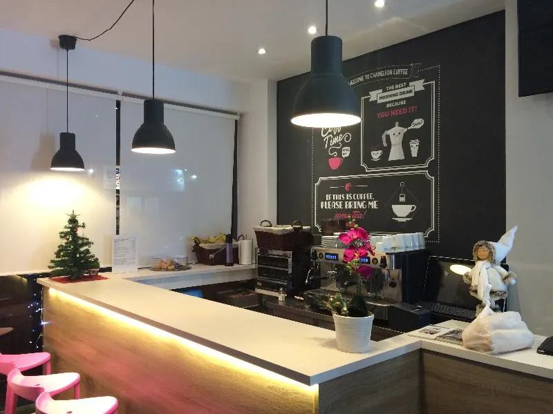 Lobby, Chameleon Hostel Alicante, Costa Blanca