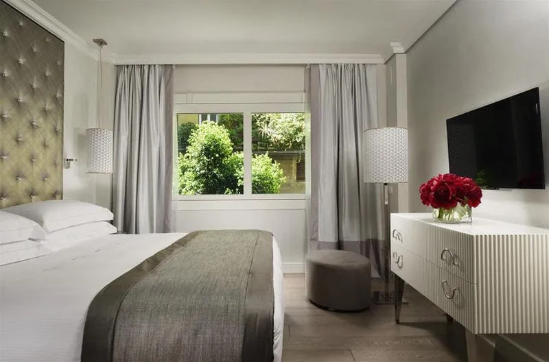 General view, Ponte Vecchio Suites & Spa, Florence