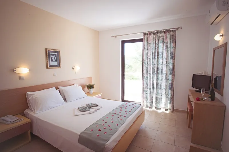 Double or Twin POOL VIEW Room, Meliton Hotel, Rhodes