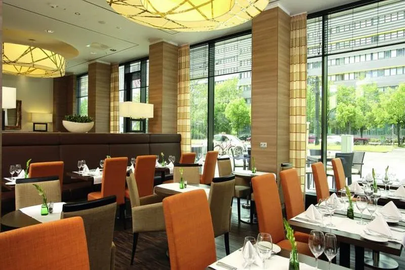 Restaurant, H4 Hotel Berlin Alexanderplatz, Berlin
