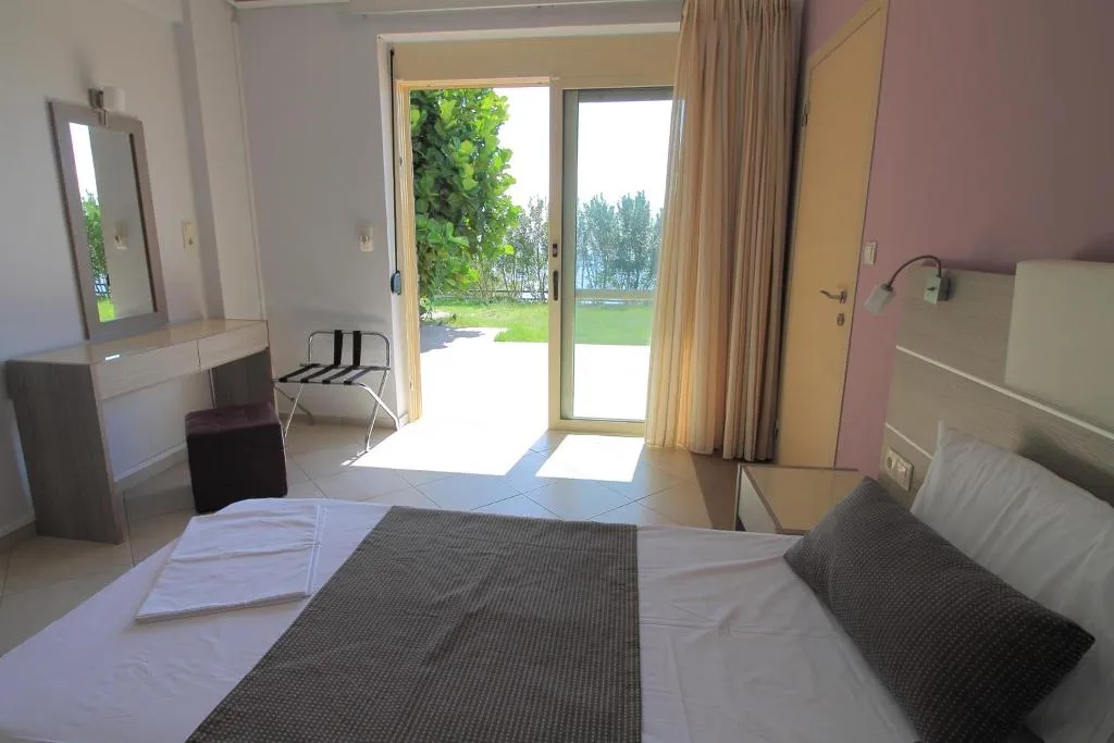 DOUBLE WITH TERRACE Room, Thalassa House Apartments, Crete