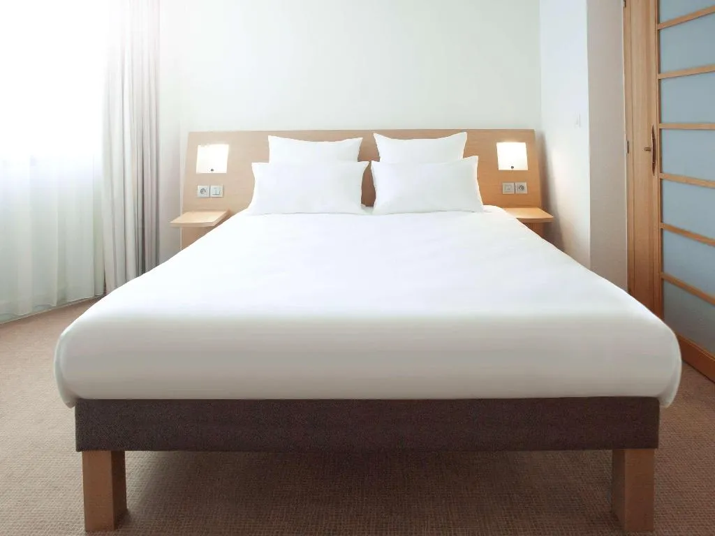 DOUBLE SINGLE USE STANDARD Room, Novotel Milan Malpensa Airport, Milan