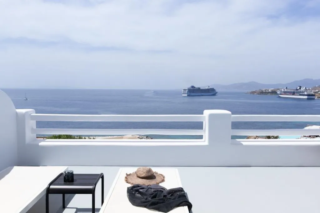 SUITE DELUXE SEA VIEW Room, Kouros Hotel & Suites, Mykonos