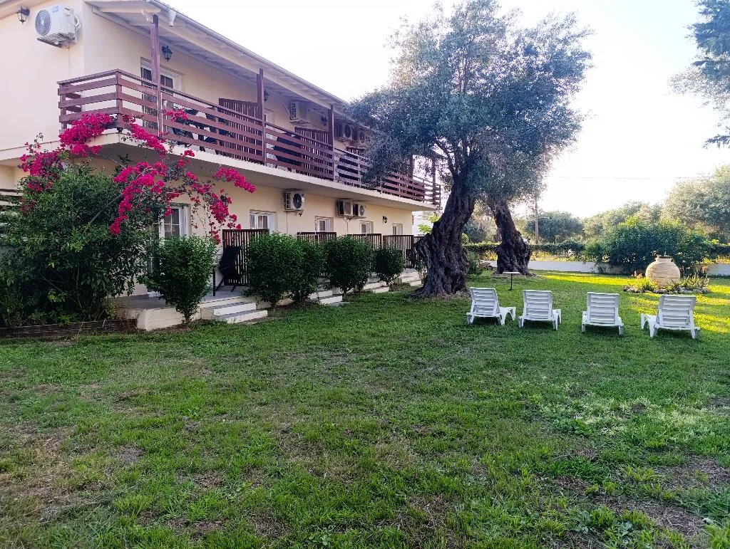 STUDIO CAPACITY 2 ONE BEDROOM Room, Evergreen Kavos, Corfu