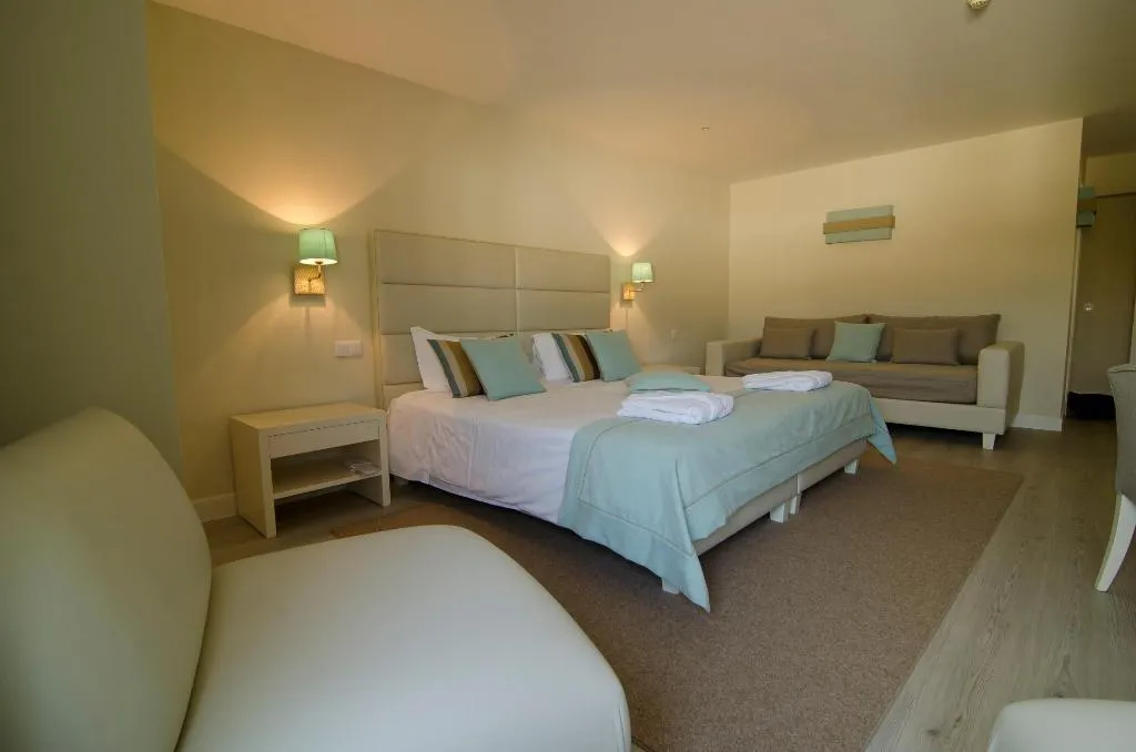FAMILY ROOM STANDARD Room, Estalagem Muchaxo Hotel, Lisbon