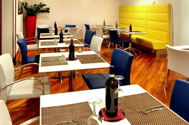 Restaurant, Mercure Napoli Centro Angioino, Naples