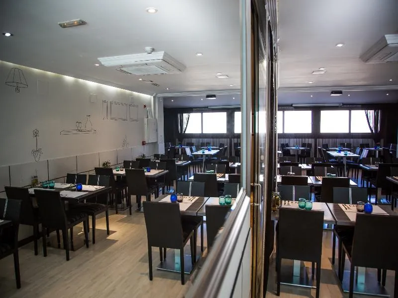 Restaurant, Hotel Suites Feria de Madrid, Madrid