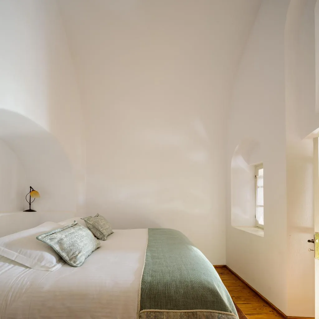 VILLA WITH JACUZZI Room, Fanari Villas, Santorini