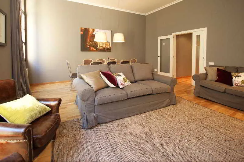 Room, Paseo De Gracia Apartments, Barcelona