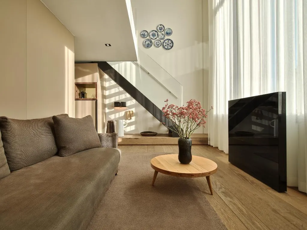 JUNIOR SUITE GRAND Room, Mandarin Oriental Conservatorium, Amsterdam, Amsterdam