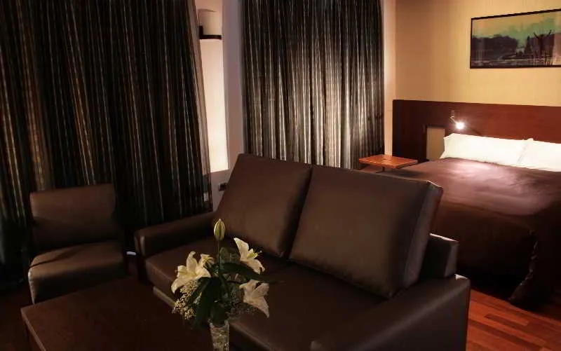 Room, Tach Madrid Airport, Madrid