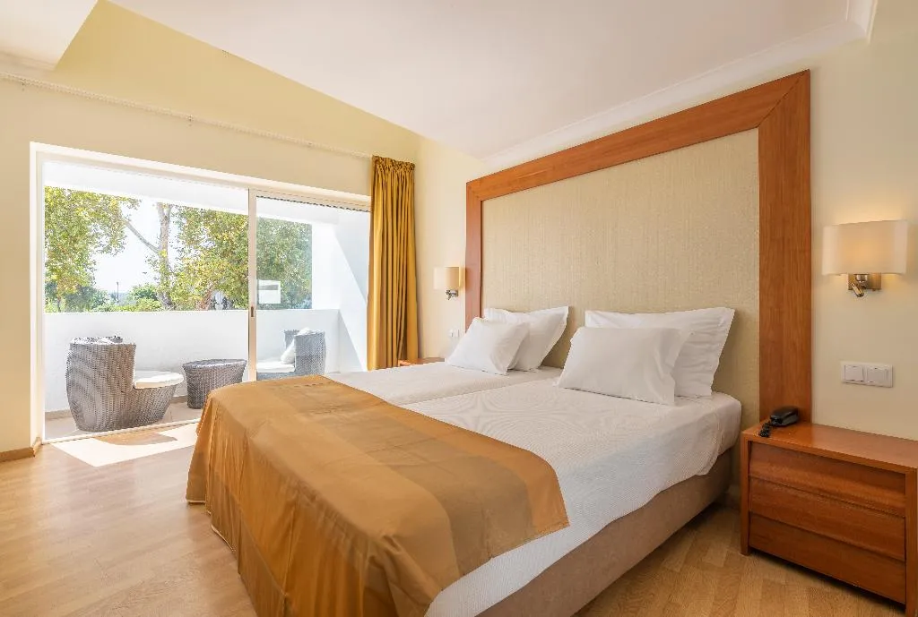 FAMILY ROOM STANDARD Room, Lagoa Apartment Hotel, Algarve