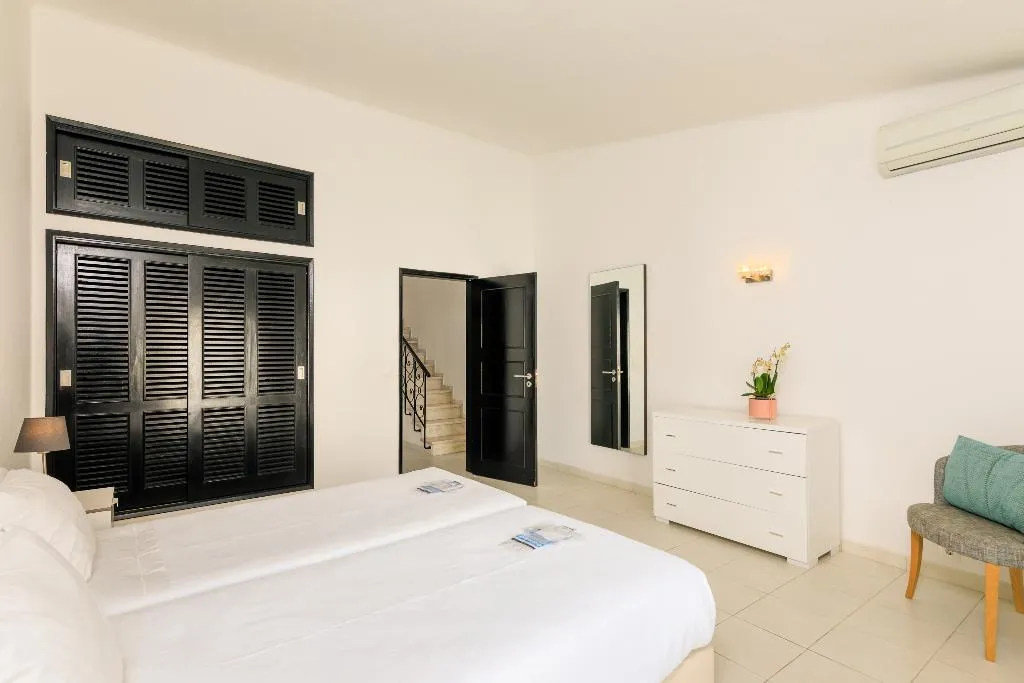 APARTMENT TWO BEDROOMS Room, Vale Do Lobo Resort, Algarve