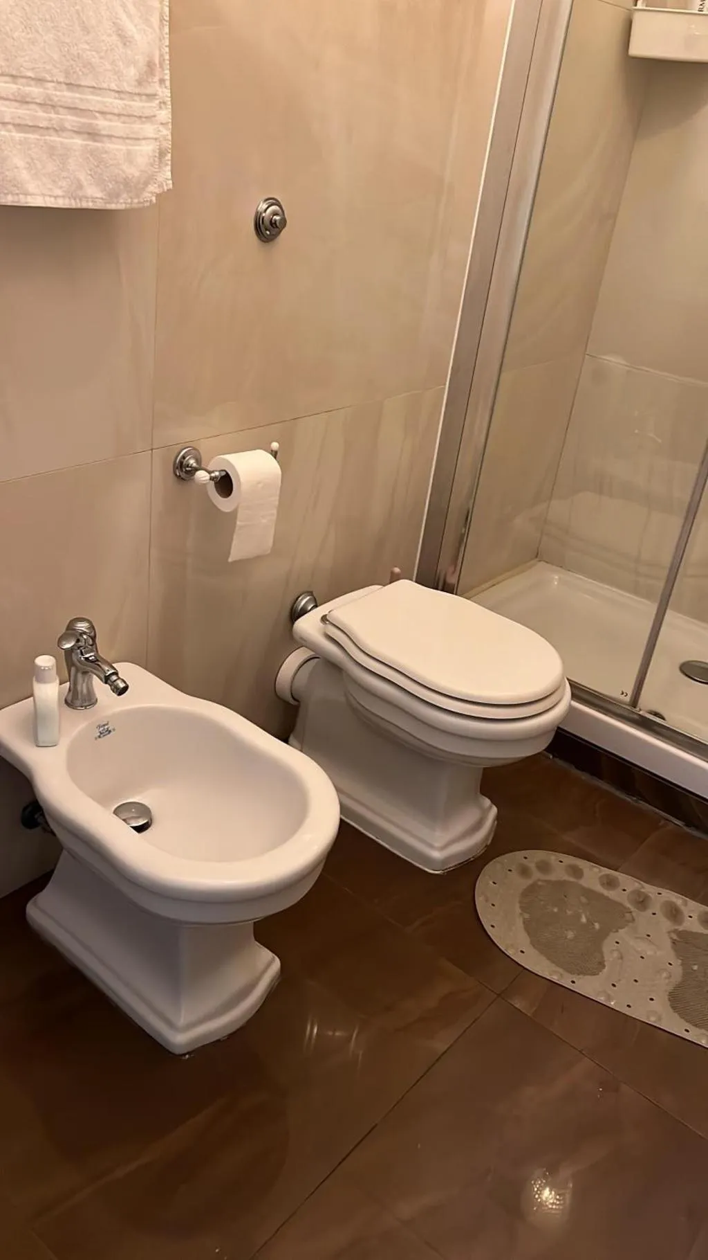 DOUBLE STANDARD Room, Guesthouse Maria Francesca, Naples