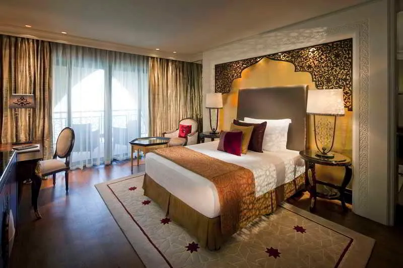 DOUBLE SUPERIOR KING BED Room, Jumeirah Zabeel Saray Dubai, Dubai