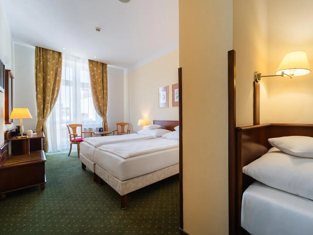 TRIPLE STANDARD Room, EA Hotel Rokoko, Prague