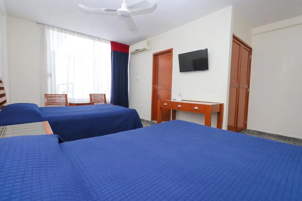 QUADRUPLE STANDARD Room, Soberanis, Cancun Area
