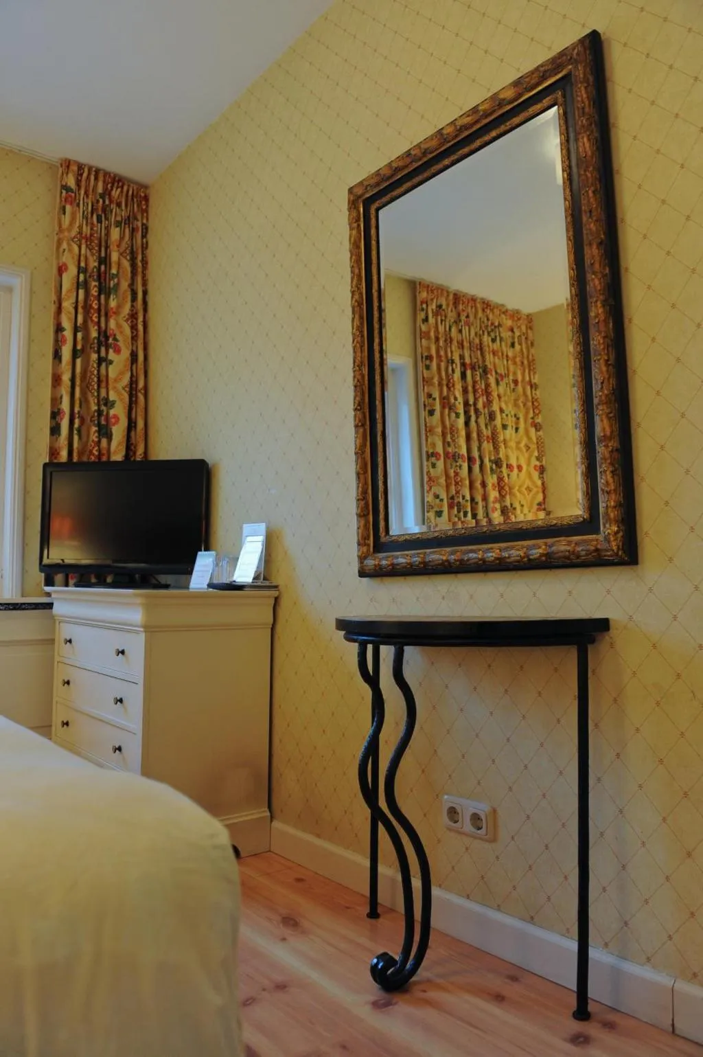 DOUBLE STANDARD Room, Imperial, Amsterdam