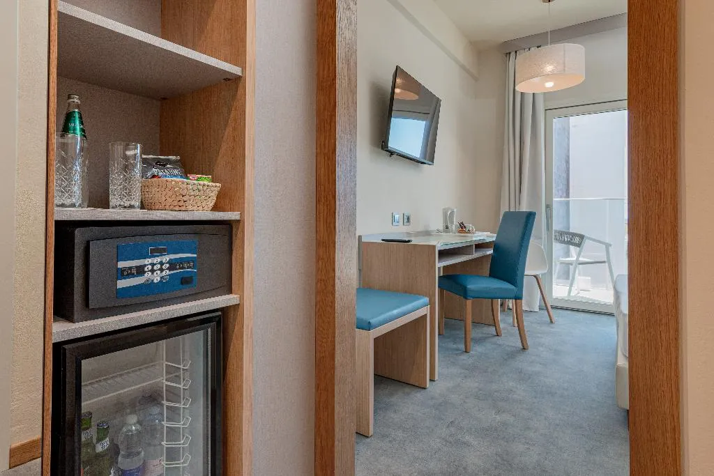 Double or Twin CLASSIC WITH BALCONY Room, Hotel Calabona, Alghero