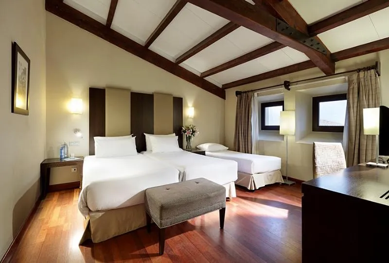TRIPLE STANDARD Room, Eurostars Palacio Santa Marta, Madrid