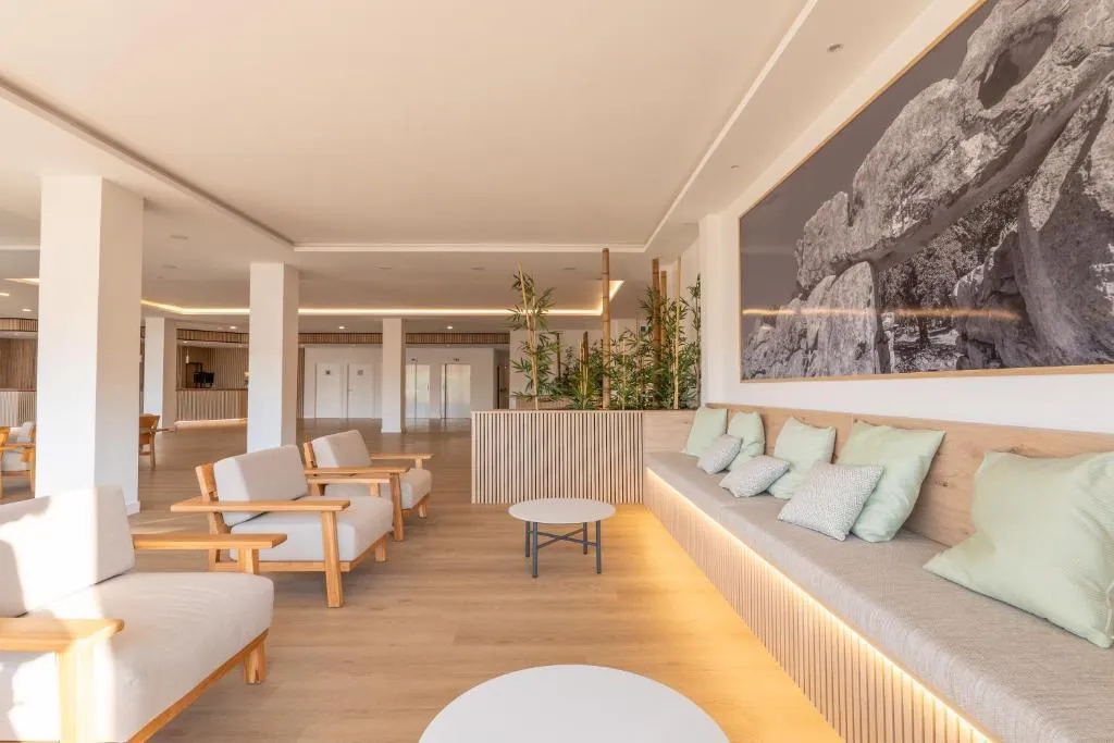 Lobby, Caprice Sa Coma Park, Majorca