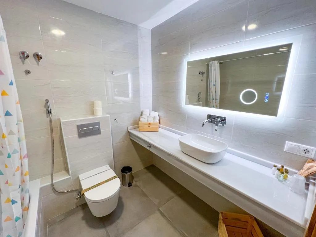 DOUBLE DELUXE Room, Hostal Sorbas, Andalucia