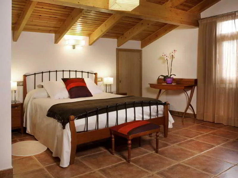 Room, Porta D'Alella, Barcelona