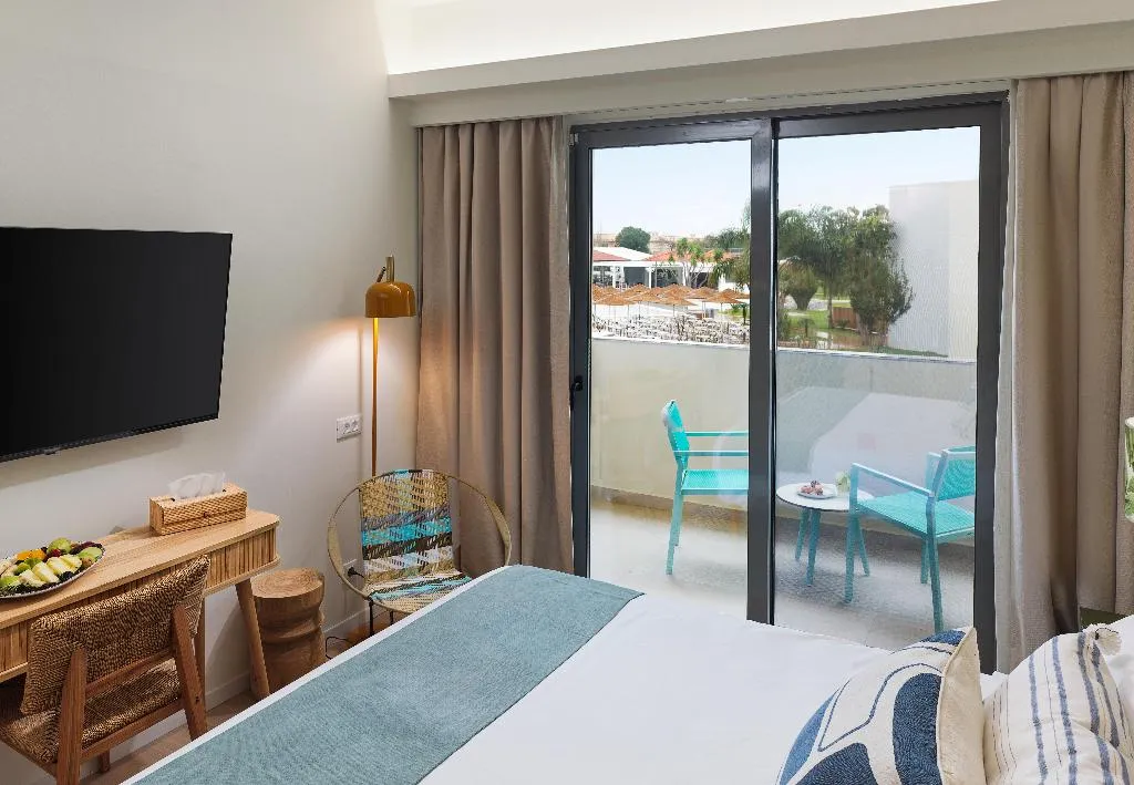 DOUBLE DELUXE POOL VIEW Room, Leonardo Kolymbia Resort, Rhodes