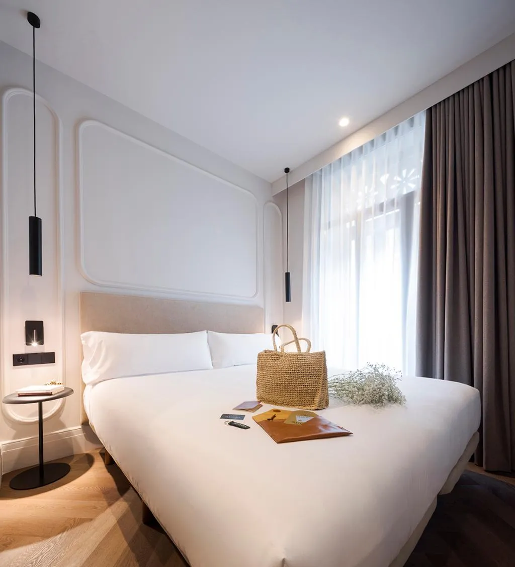 DOUBLE STANDARD Room, Room Mate Oliveira – City Centre, Valencia, Valencia