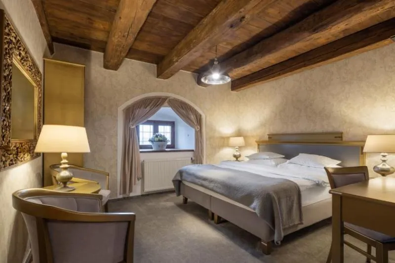 DOUBLE DELUXE Room, Pytloun Chateau Hotel Ctenice, Prague