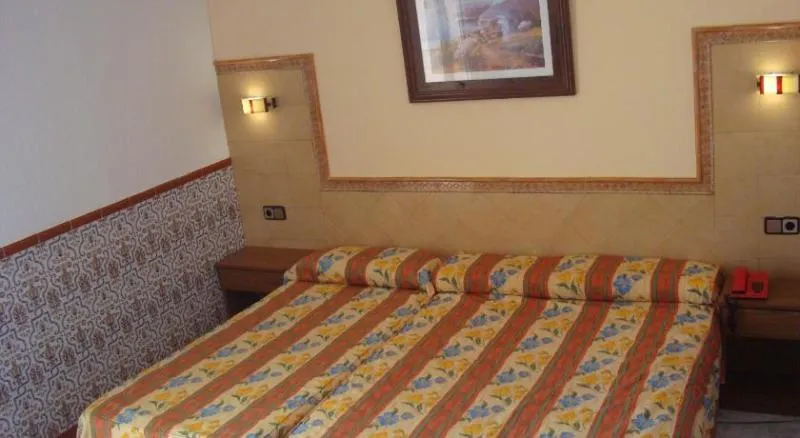 DOUBLE CAPACITY 3 Room, Univers, Costa Brava